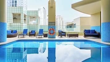 Outdoor pool, pool loungers