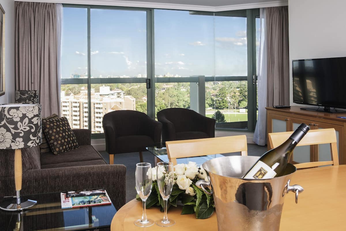 Premium Apartment, 2 Bedrooms | 1 bedroom, in-room safe, desk, laptop workspace