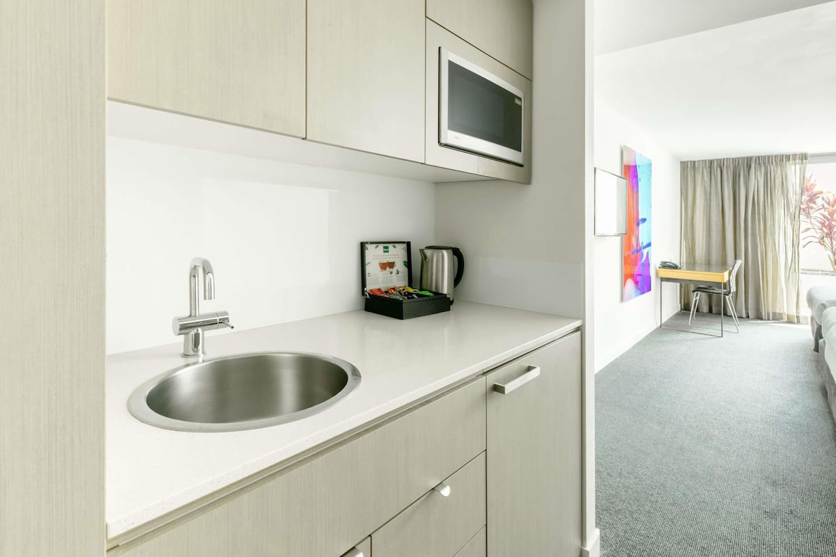Studio, 2 Twin Beds (Twin) | In-room safe, desk, blackout drapes, iron/ironing board
