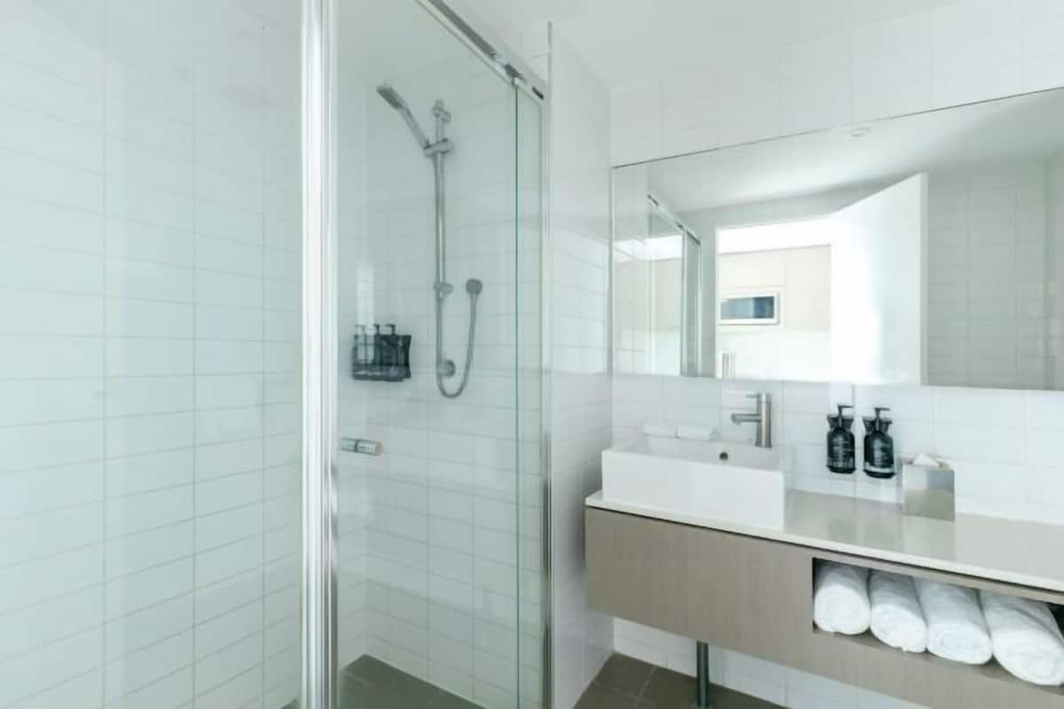 Bathroom | Shower, free toiletries, hair dryer, towels