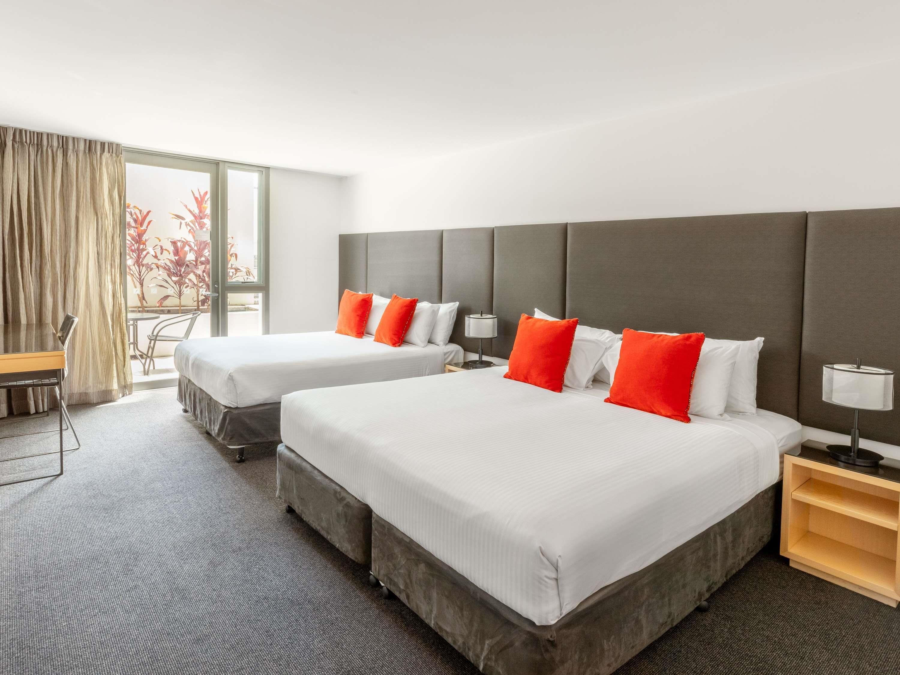 Studio, 2 Twin Beds (Twin) | In-room safe, desk, blackout drapes, iron/ironing board
