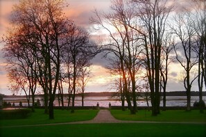 Grand Suite, Fireplace, Park View | Egyptian cotton sheets, premium bedding, minibar, in-room safe - Padaste Manor (Padaste)