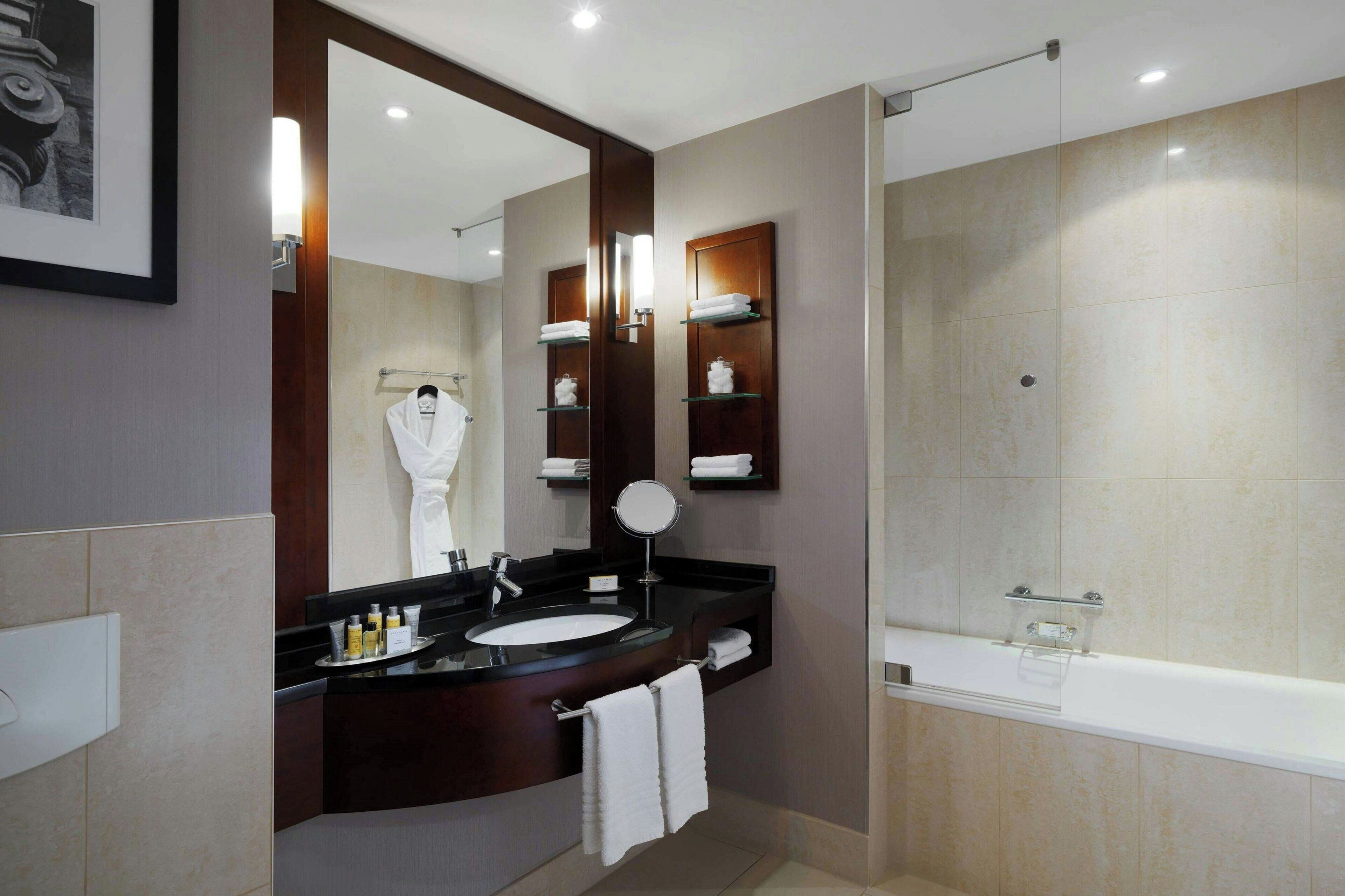 Photo - Cologne Marriott Hotel
