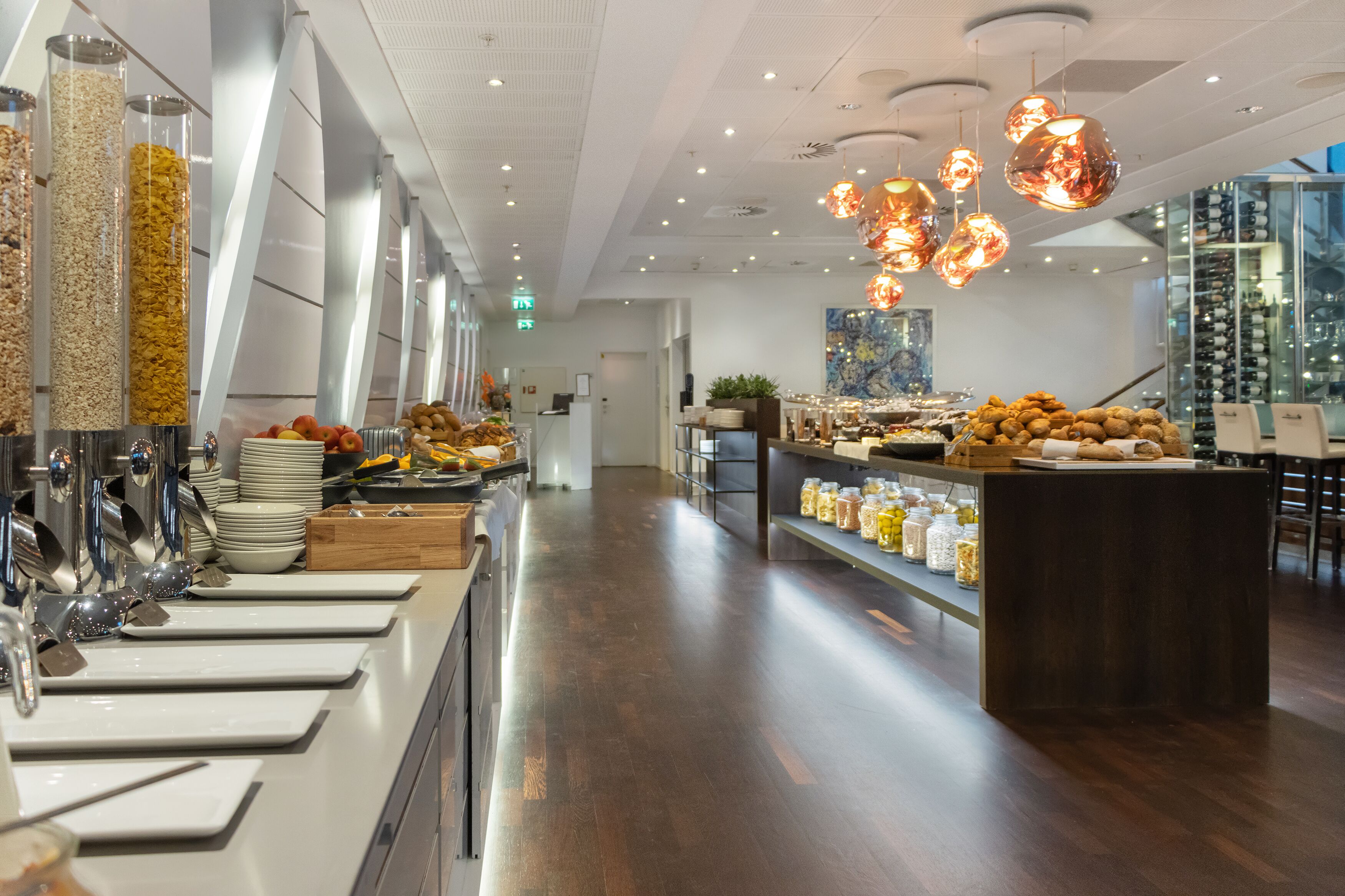 breakfast, lunch, dinner served; international cuisine, sea views