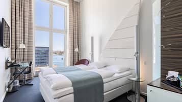 Superior Double Room, Harbour View | Hypo-allergenic bedding available, minibar, in-room safe, desk