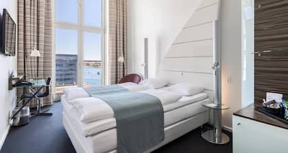 Copenhagen Island Hotel