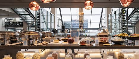 Daily buffet breakfast for a fee