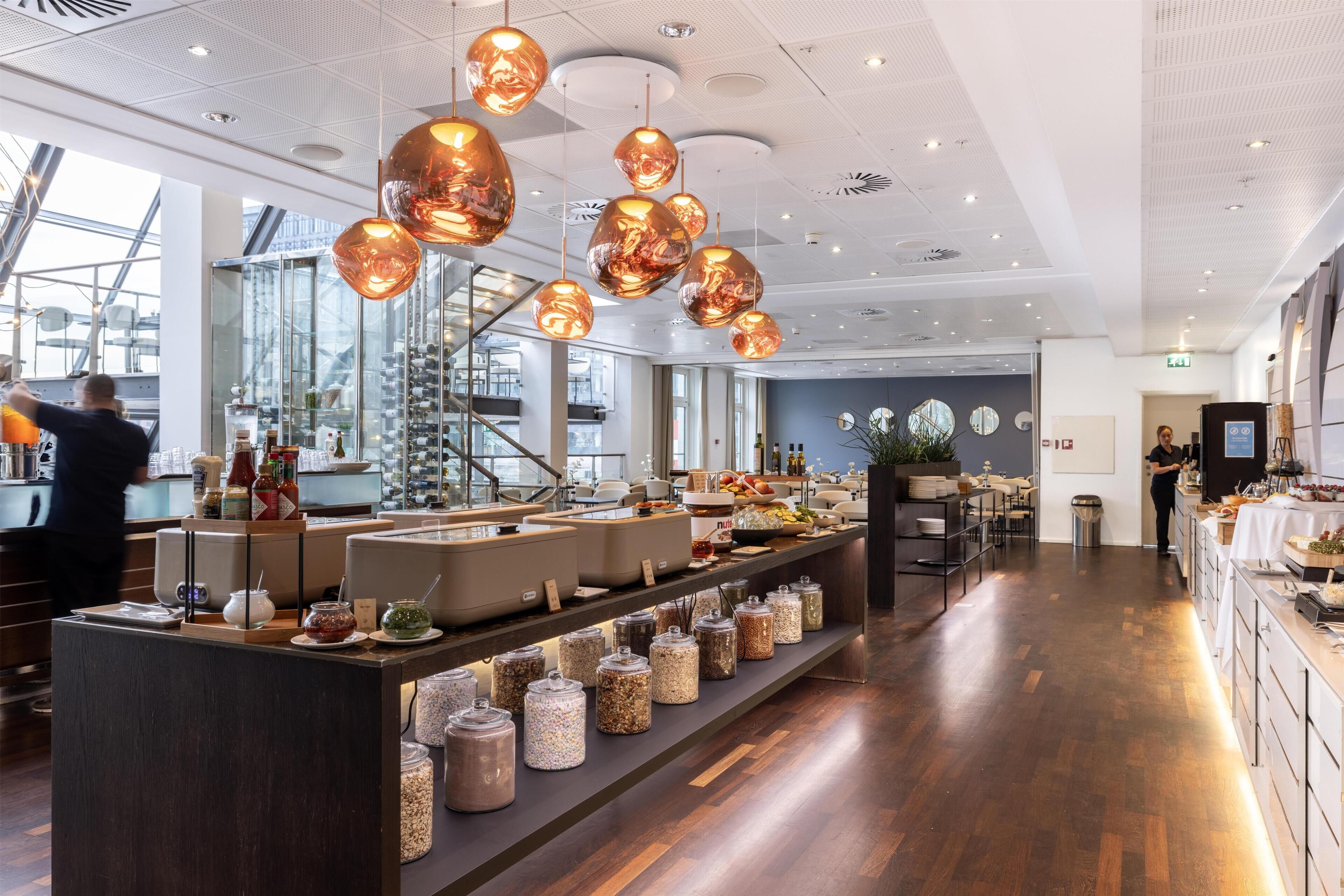Daily buffet breakfast for a fee