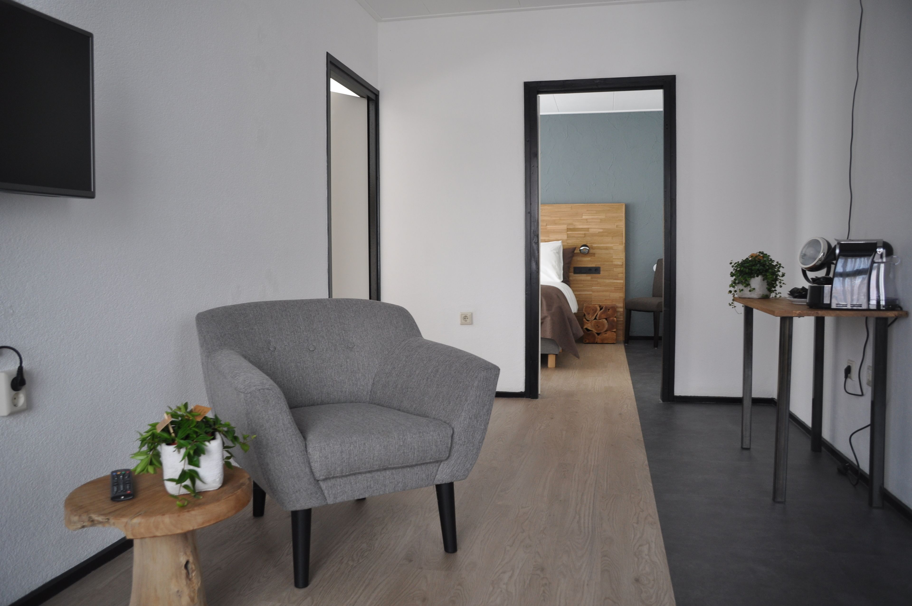 family room | living area | lcd tv