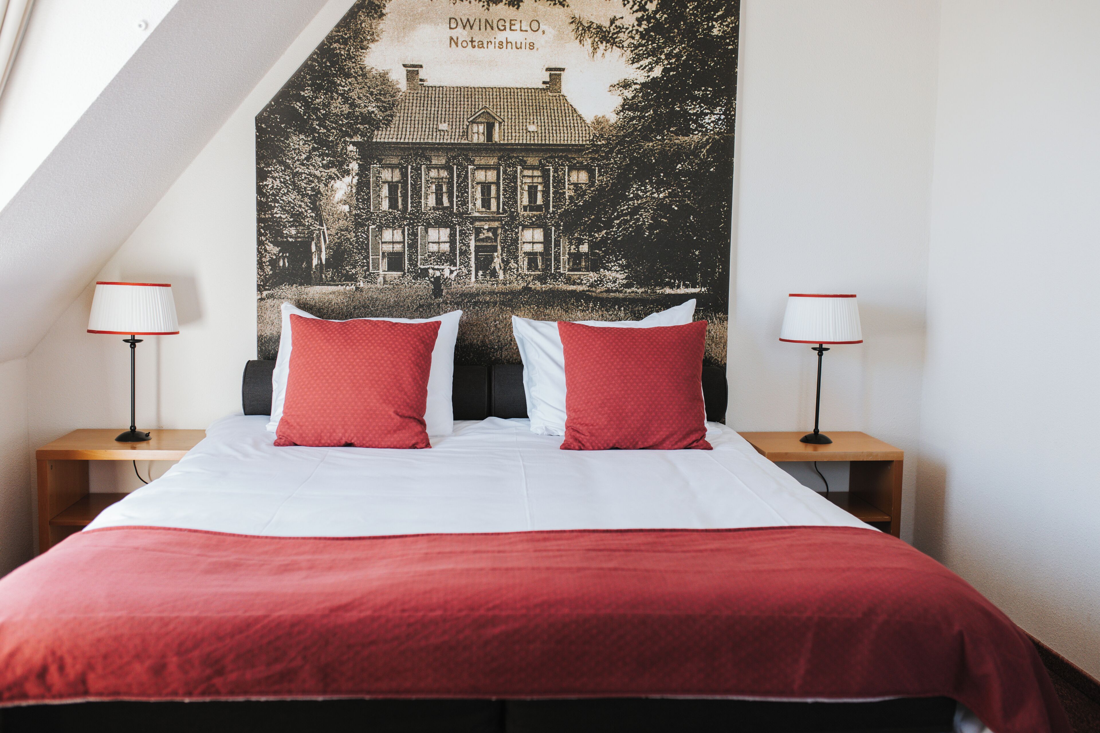 standard double room | 1 bedroom, in-room safe, desk, free wifi