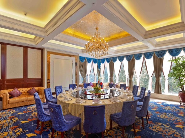 Desayuno continental (con cargo)