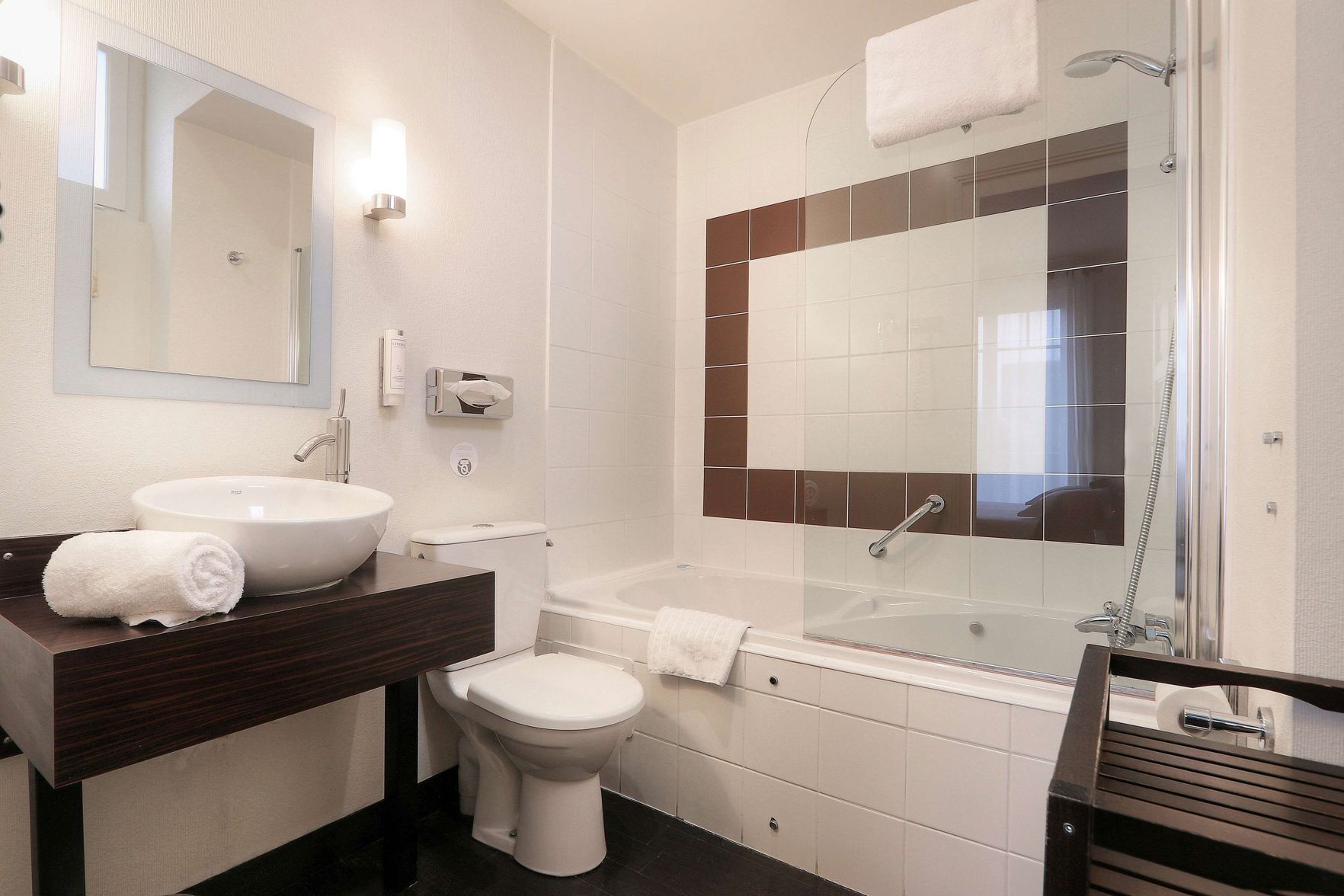 Bathroom | Hair dryer, towels