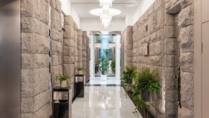 Lobby - Tian Ping Hotel (Shanghai)