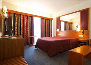 Superior Double or Twin Room | Individually decorated, soundproofing, free WiFi