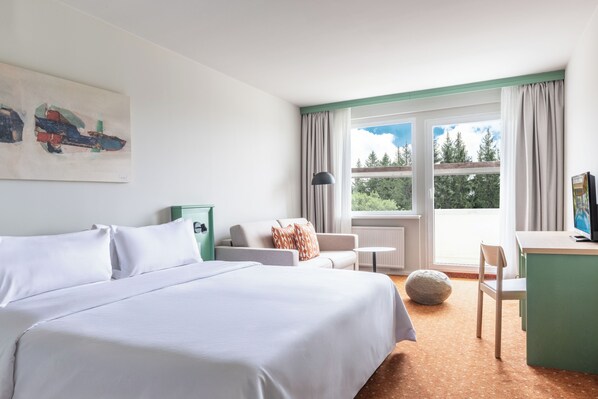 Family Room - incl. 1x 2 h entry to the adventure pool p. P. / night (without use of sauna) | Iron/ironing board, free WiFi, bed sheets - IFA Schöneck, Hotel & Ferienpark (Schoeneck)