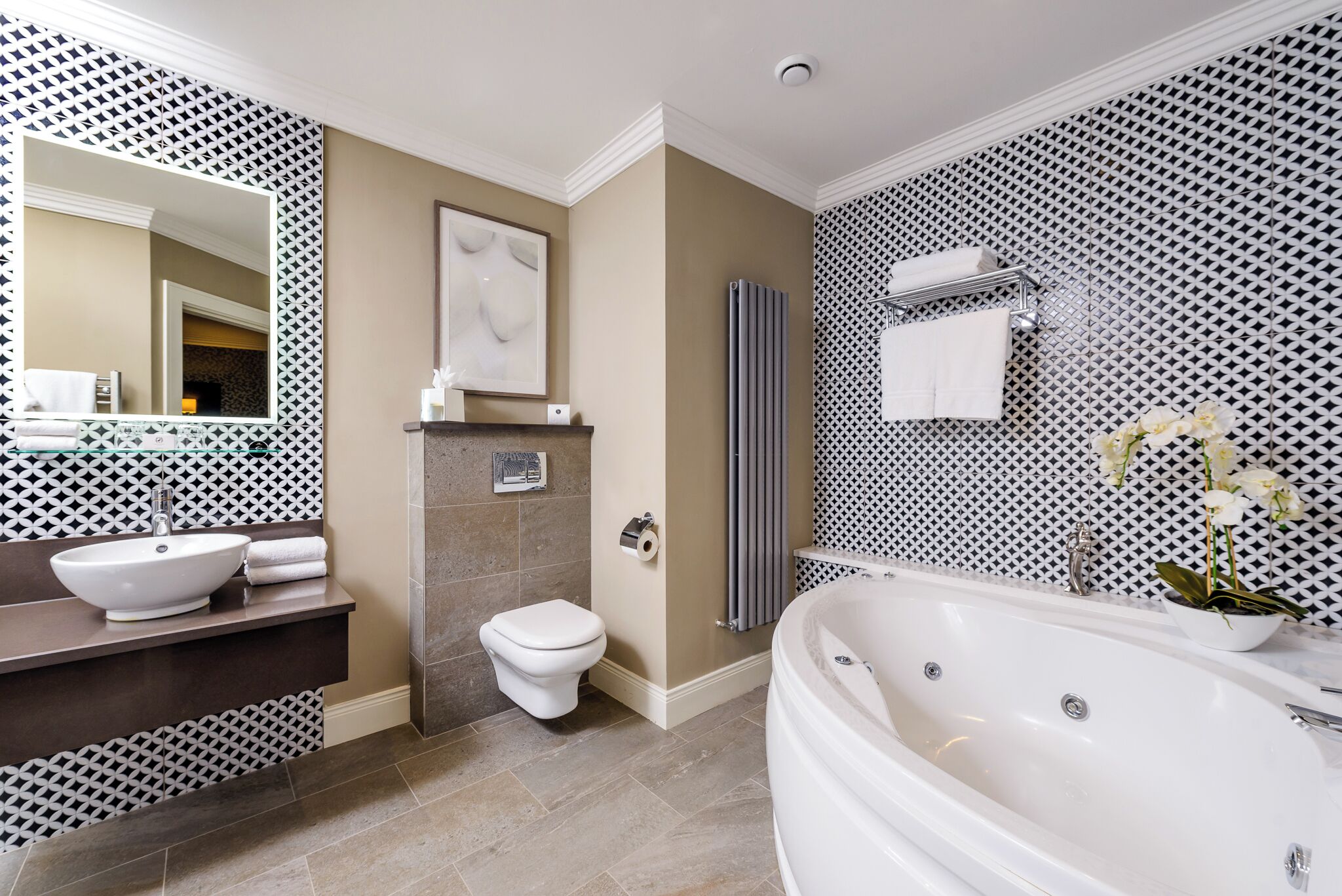 普通雙人房, 1 間臥室 | 浴室 | 花灑/浴缸組合、提供毛巾