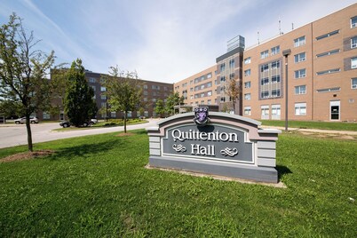 Residence & Conference Centre - Windsor