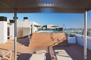 Seasonal outdoor pool - NH Alicante (Alicante)