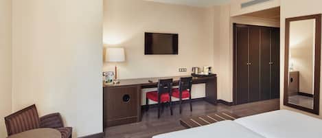 1 chambre, coffre-fort pour ordinateur portable, bureau