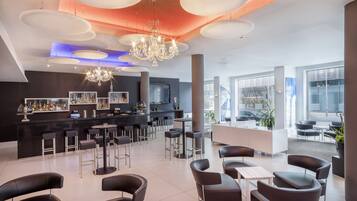 Lobby-Lounge