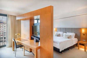 Junior Suite (The Level, Executive Lounge Access)