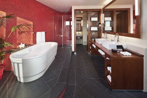 Eco-friendly toiletries, hair dryer, bidet, towels