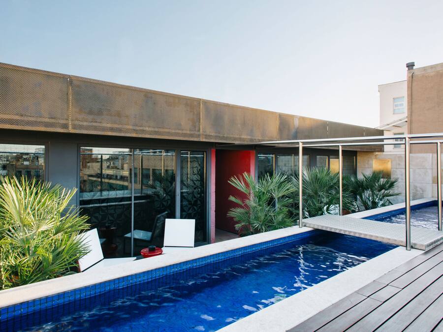 Ropa de cama de alta calidad y minibar