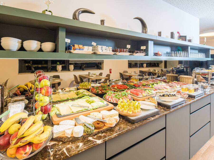 Tägliches inbegriffenes Frühstück zum Mitnehmen