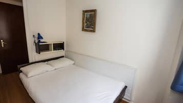 Bureau, rideaux occultants, chambres insonorisées, Wi-Fi gratuit