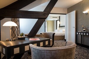 Televisión de pantalla plana, oficina