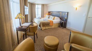 Literie de qualité supérieure, coffres-forts dans les chambres