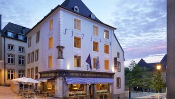 ์๋ฐ ์์ค ์ ๋ฉด - ์ ๋
/๋ฐค