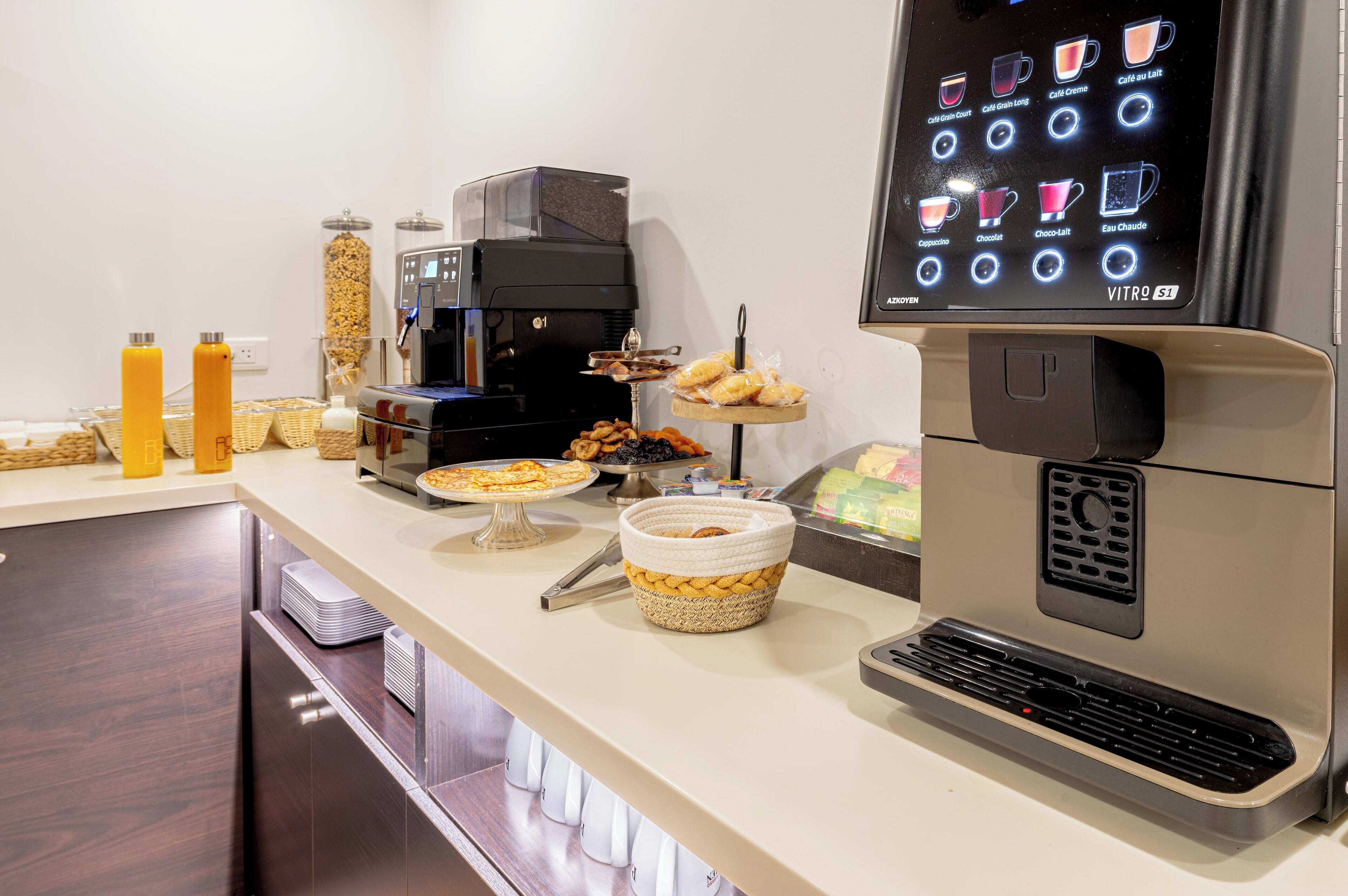 daily buffet breakfast (eur 10 per person)