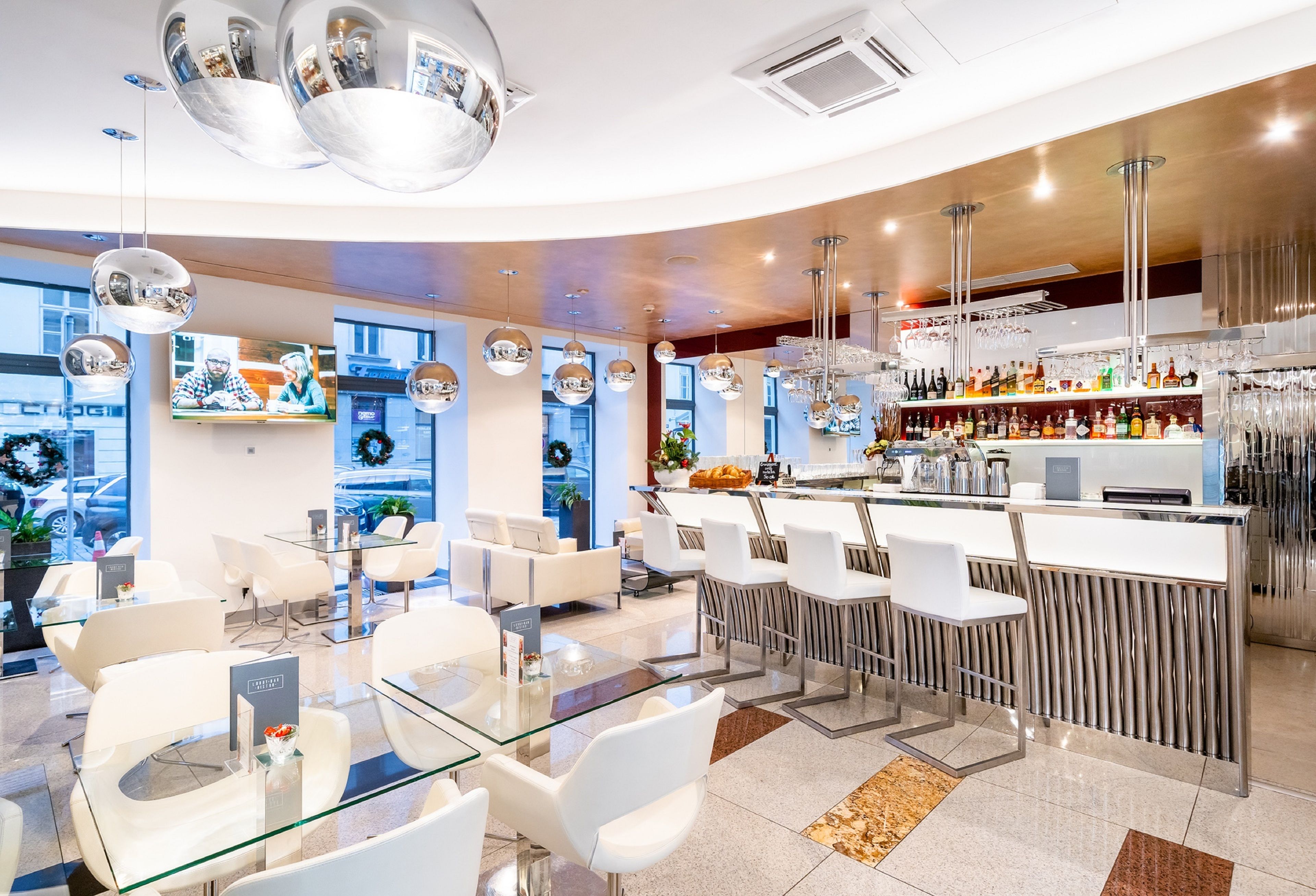 Bar (in der Unterkunft)