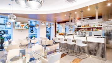 Bar (in der Unterkunft)