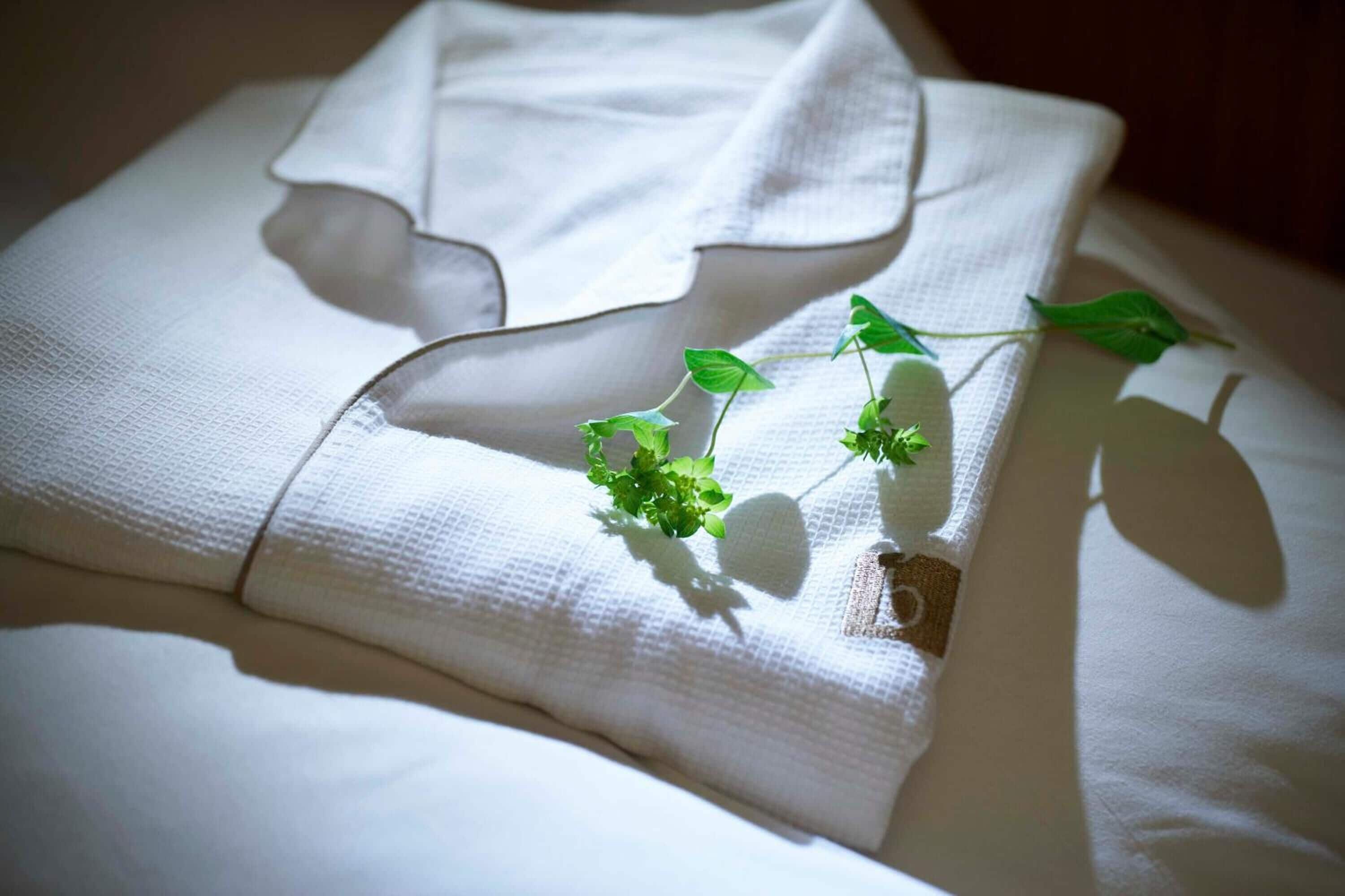 1 bedroom, down duvets, desk, blackout curtains