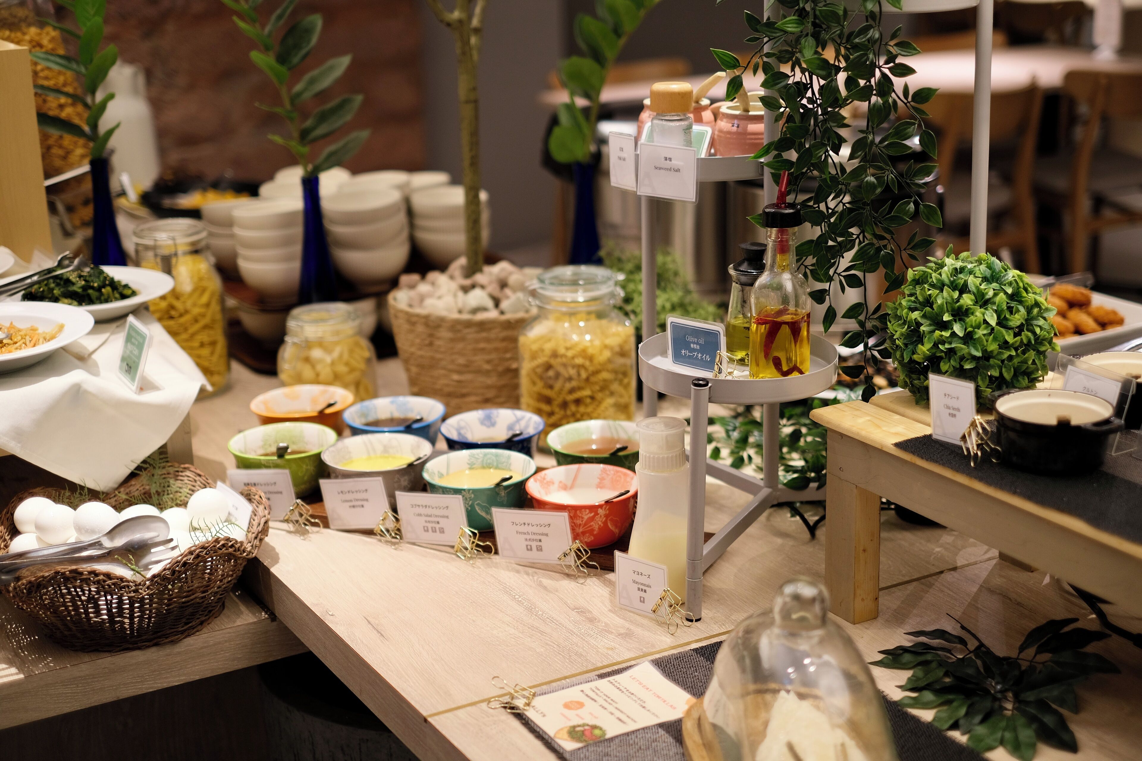 Daily buffet breakfast (JPY 1540 per person)