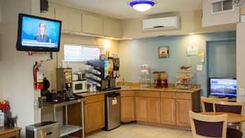Desayuno continental incluido todos los días