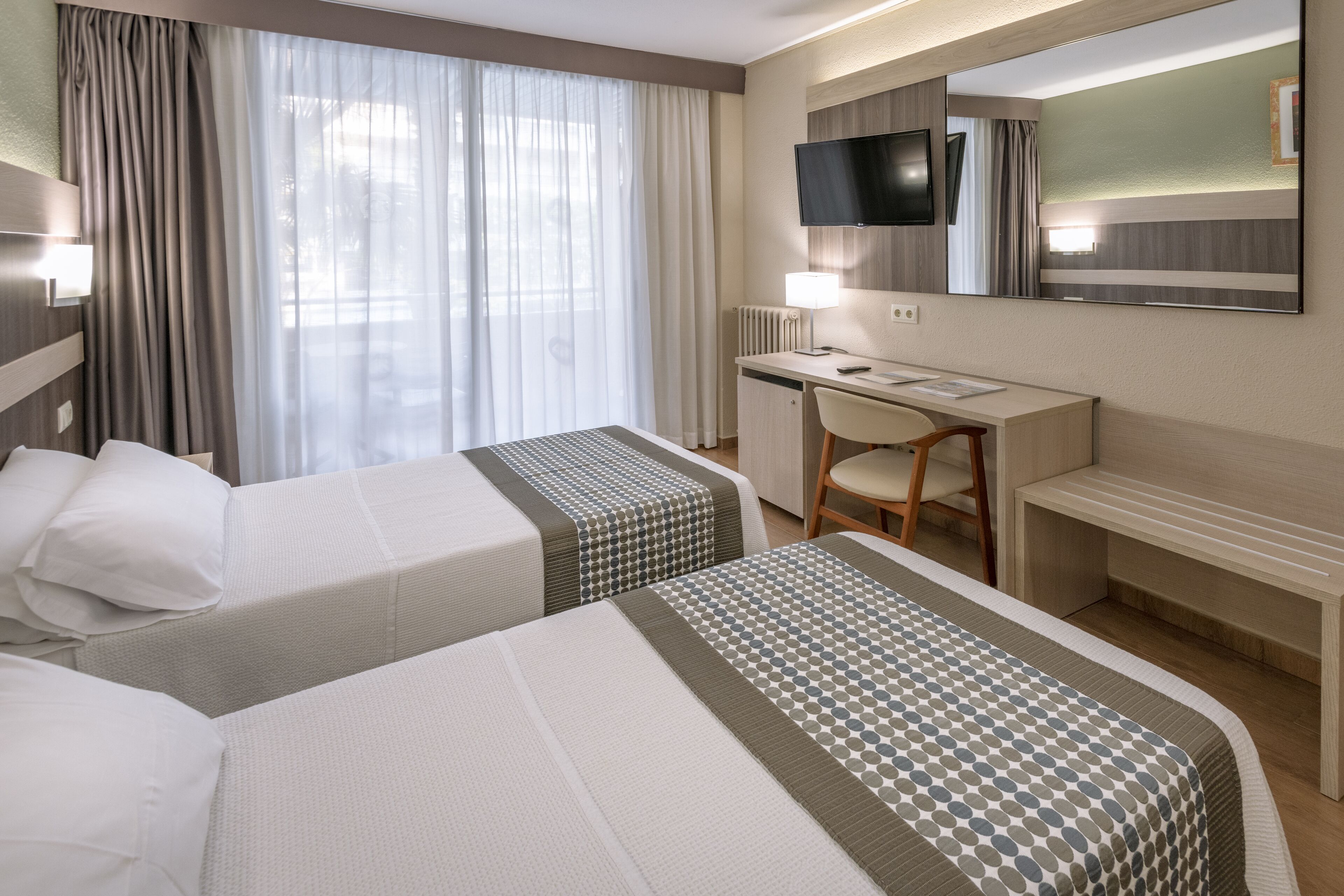 standard double room, balcony (2 adults) | 1 bedroom, desk, blackout curtains, free wifi