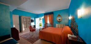Deluxe Double or Twin Room | Minibar, in-room safe, desk, soundproofing - Hotel Alle Tamerici (Ladispoli)