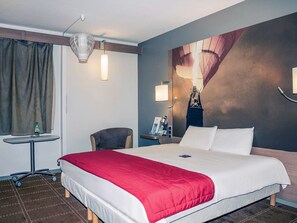 Standard Room, 1 Double Bed | Premium bedding, minibar, in-room safe, desk - Mercure Vienne Sud Chanas (Chanas)
