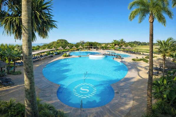 Indoor pool, seasonal outdoor pool, pool umbrellas