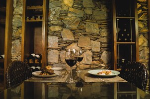 Breakfast, lunch and dinner served