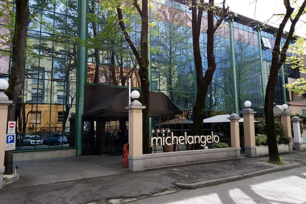 Michelangelo Hotel