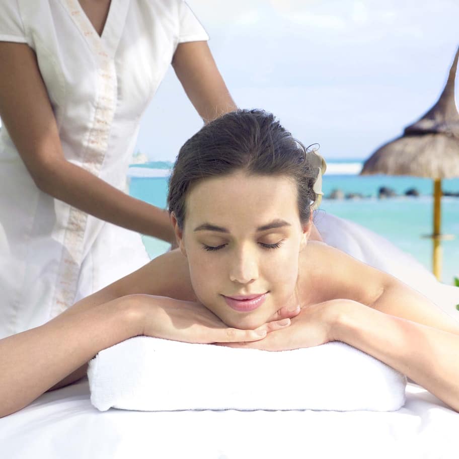 Couples treatment rooms, body treatments, hot stone massages