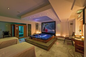 Couples treatment room(s), sauna, body treatments, hot stone massages - Grand Hotel Gozo (Ghajnsielem)