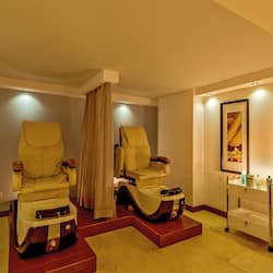 Couples treatment room(s), sauna, body treatments, hot stone massages