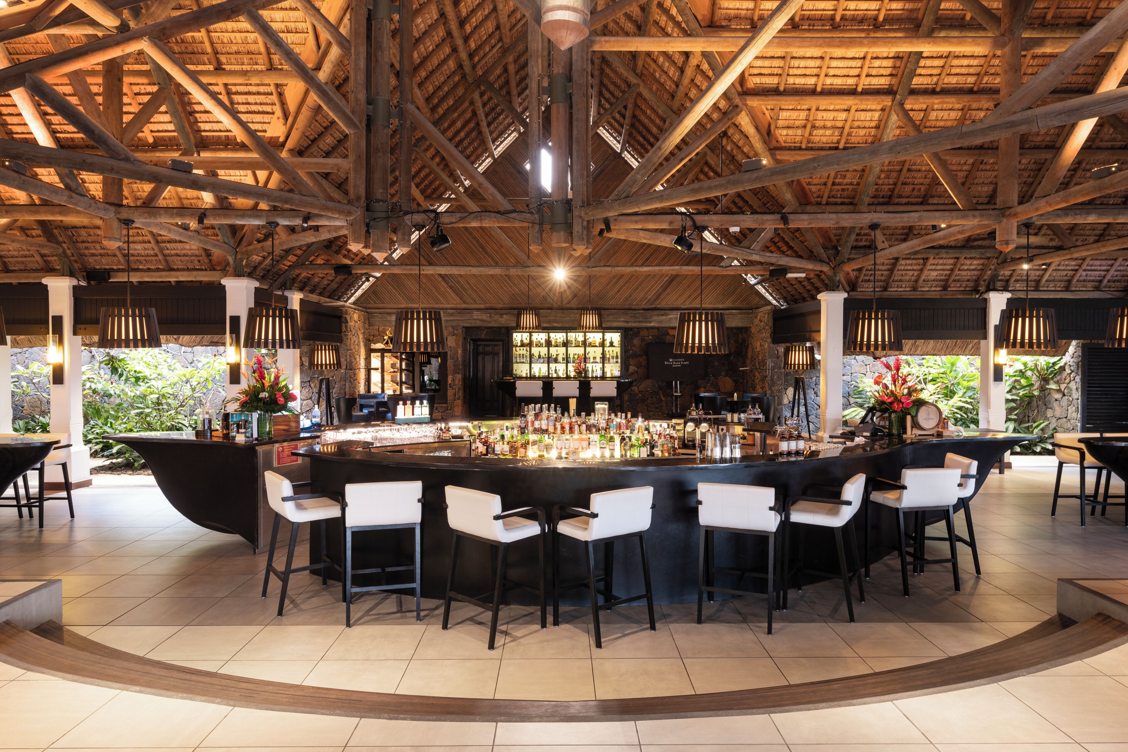 6 bars/lounges, 2 poolside bars, swim-up bar, beach bar