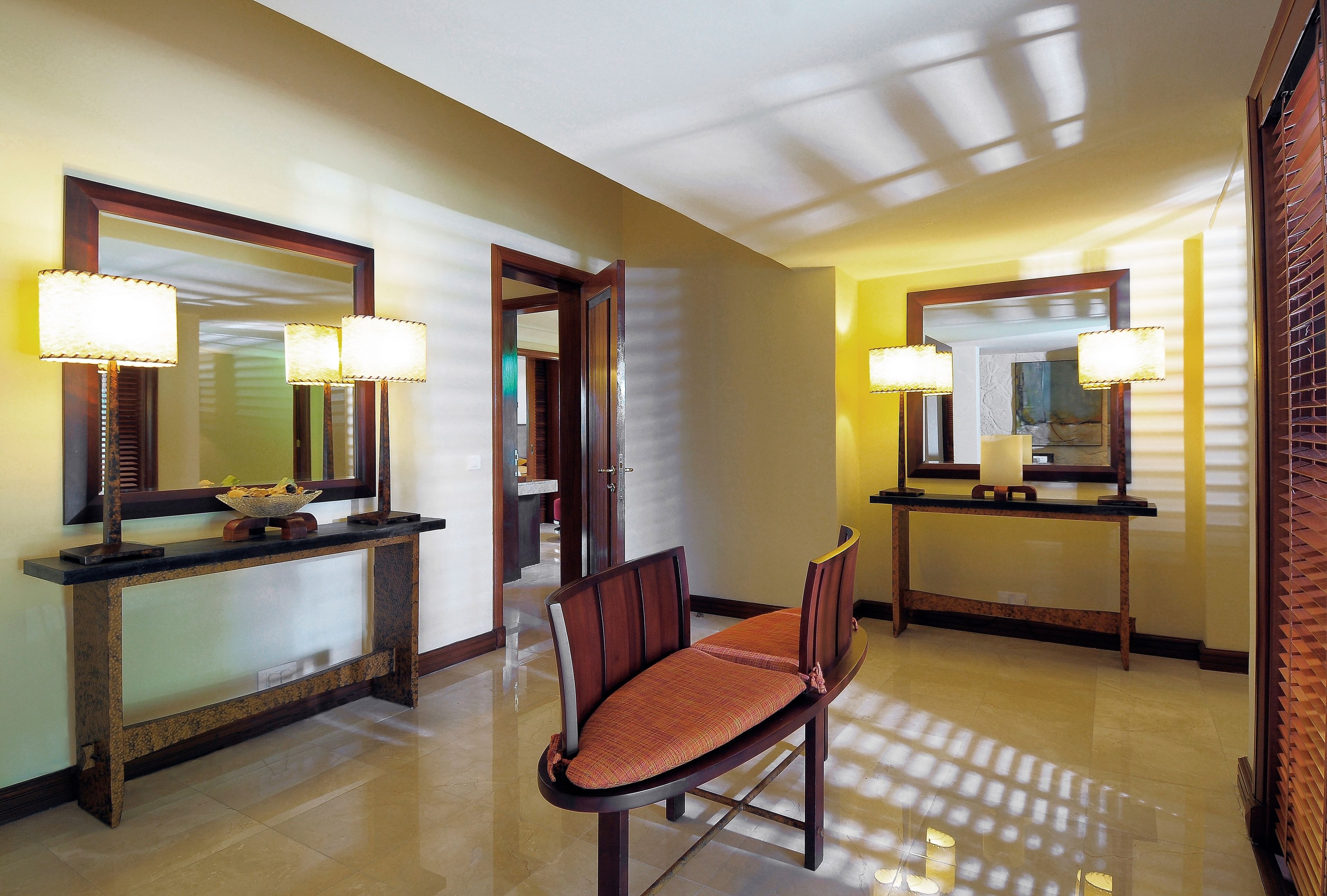 presidential room, 3 bedrooms | premium bedding, minibar, in-room safe, desk