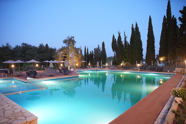 Outdoor pool, pool umbrellas, pool loungers